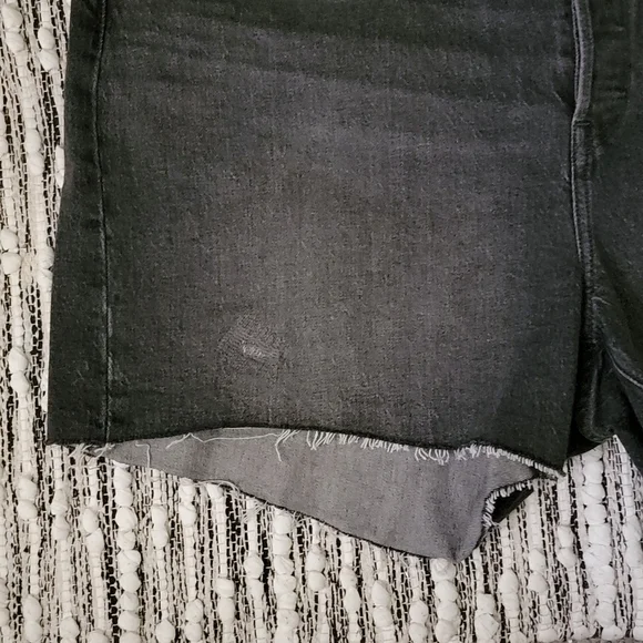 Levi's Premium High Rise Denim Shorts Size 24